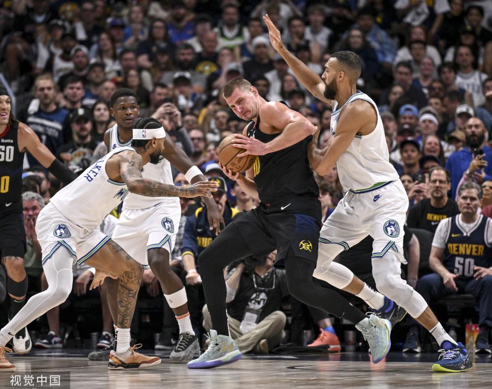 不同于他以 不同于他以