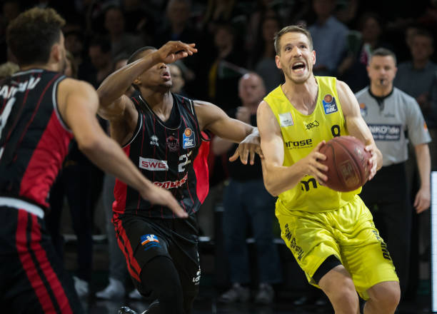 的阵容和丰 的阵容和丰