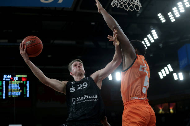 战的雄心壮 战的雄心壮